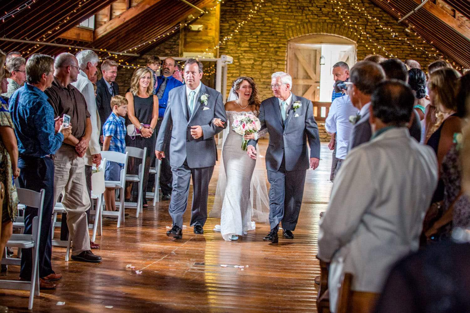 Rochester MN Wedding Photographer Boxcar Photography